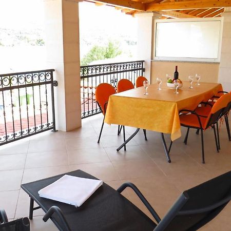Apartments Villa Ante Grebastica Exterior photo