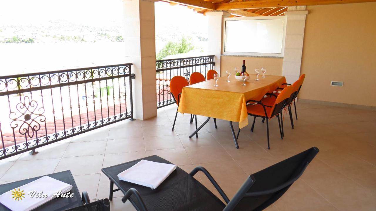 Apartments Villa Ante Grebastica Exterior photo